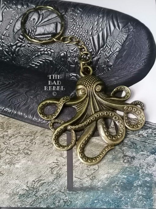 Original Porte cles Homme !! OCTOPUS !! en Laiton metal Bronze T.8cm x 6cm The Bad Rebel collection 